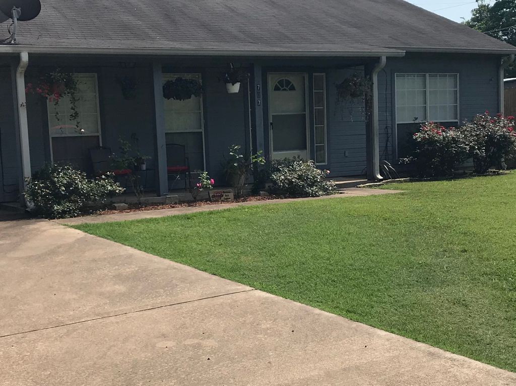 707 W Oklahoma St, Hugo, OK 74743 Trulia