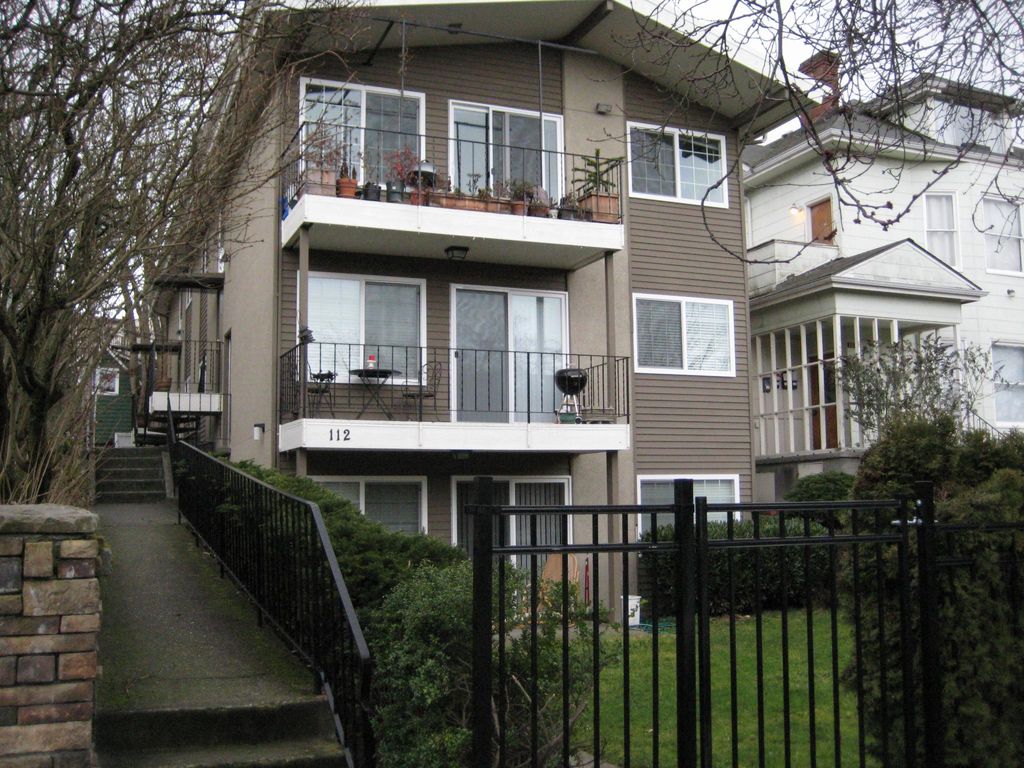 112 14th Ave E #1, Seattle, WA 98112