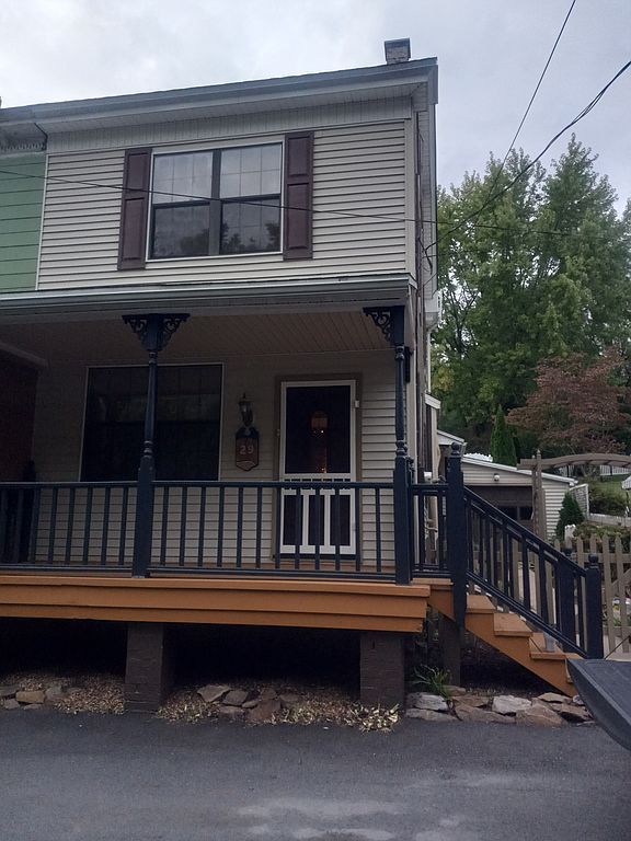 29 New Hill Rd, Branchdale, PA 17923