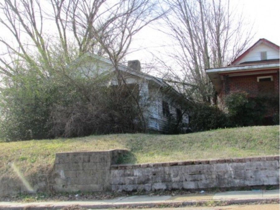 1589 S Lauderdale St, Memphis, TN 3 Bed SingleFamily Home 4 Photos