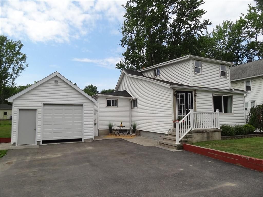 59 Ballantyne Rd, Rochester, NY 14623