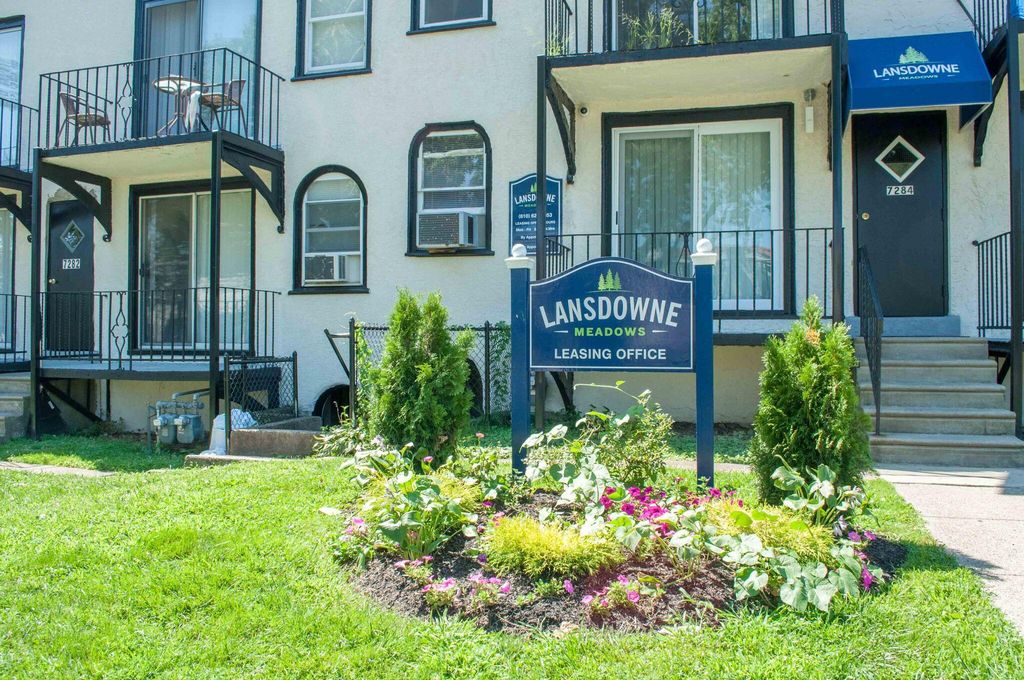 7284 Radbourne Rd, Upper Darby, PA 19082