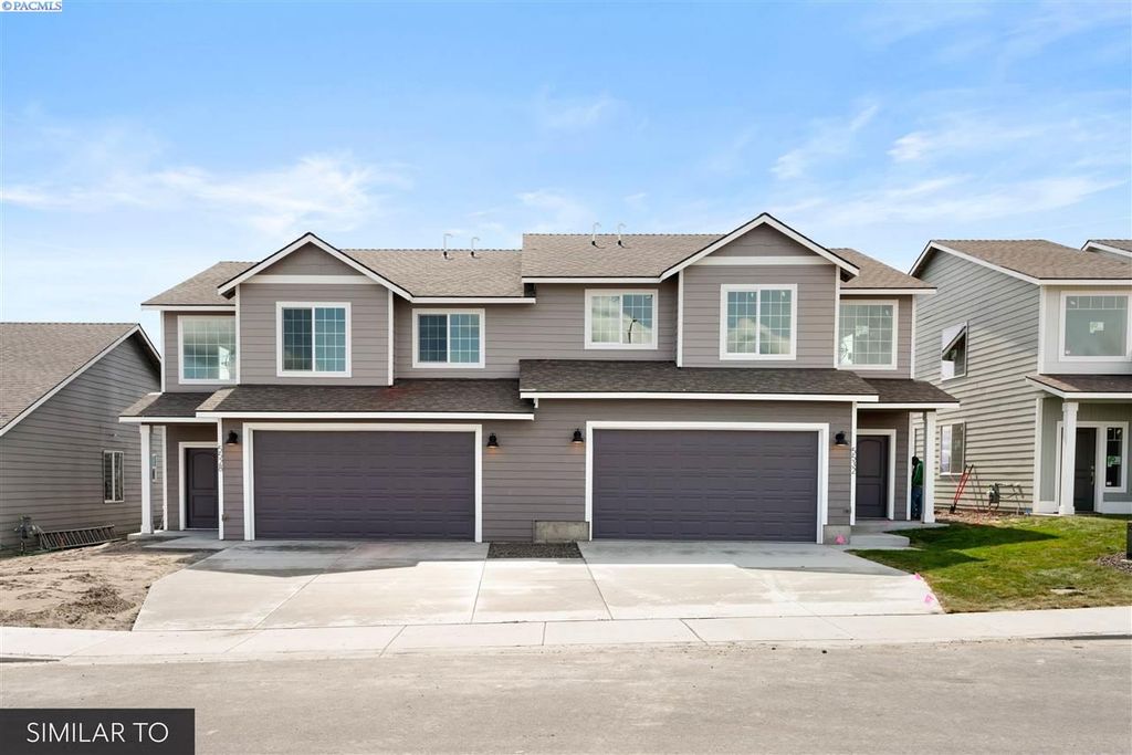 5427 Remington Dr, Pasco, WA 99301