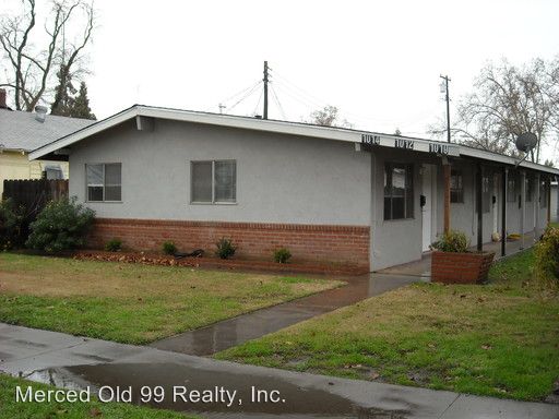 1014 W 22nd St, Merced, CA 95340