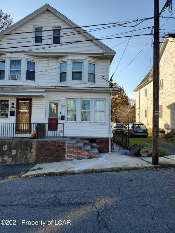 122 Swatara Rd, Shenandoah, PA 17976