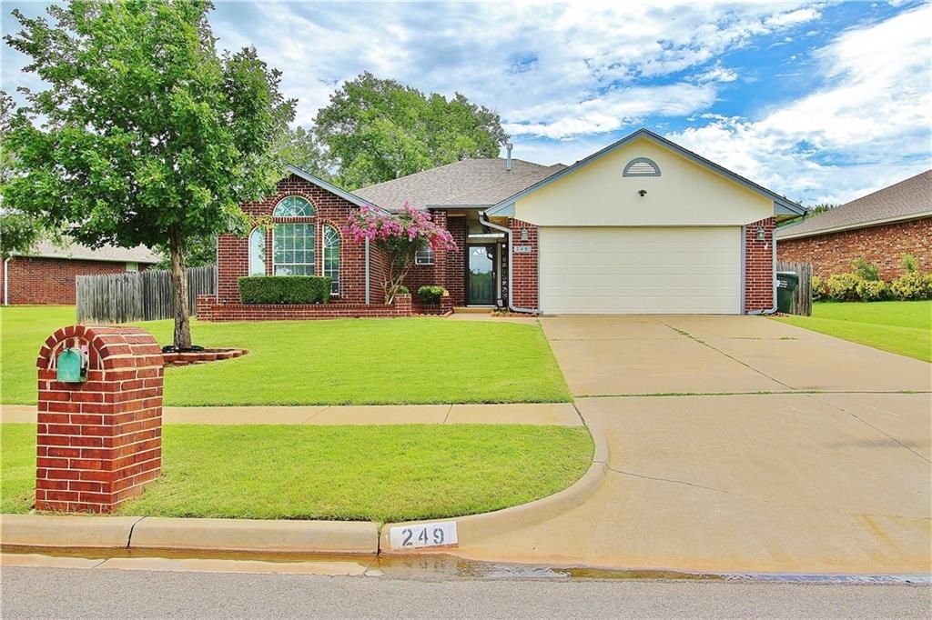 249 Waterfront Dr, Norman, OK 3 Bed, 2 Bath SingleFamily Home 36