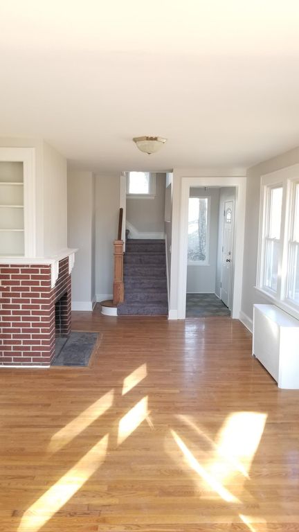 11 Macauley Ave, Waterbury, CT 06705