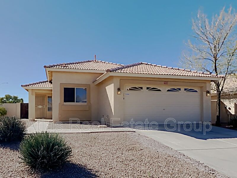9305 E Medina Ave, Mesa, AZ 85209