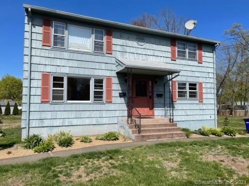 26 Lownds Dr   #1, Windsor Locks, CT 06096