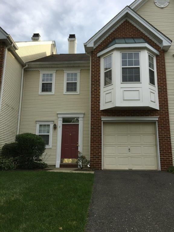 7 Oxford Rd, Holmdel, NJ 3 Bed, 3 Bath Townhouse 16 Photos Trulia