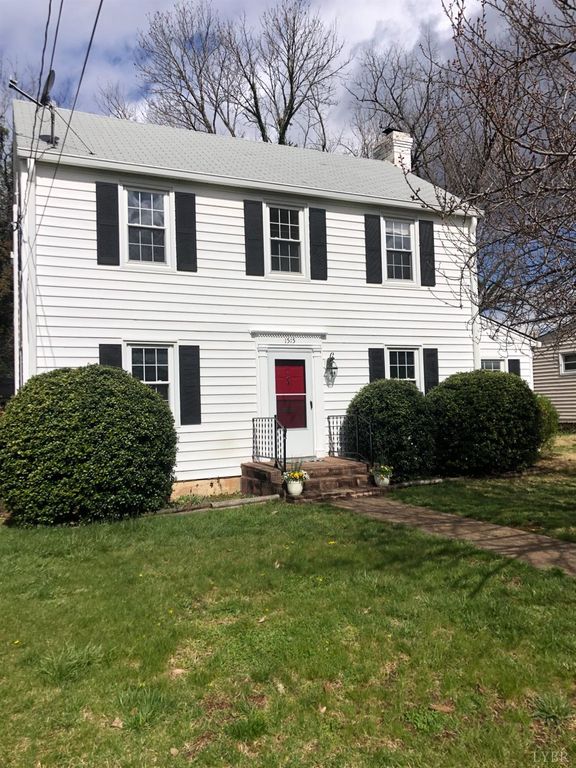 1515 Arrow St, Lynchburg, VA 24503