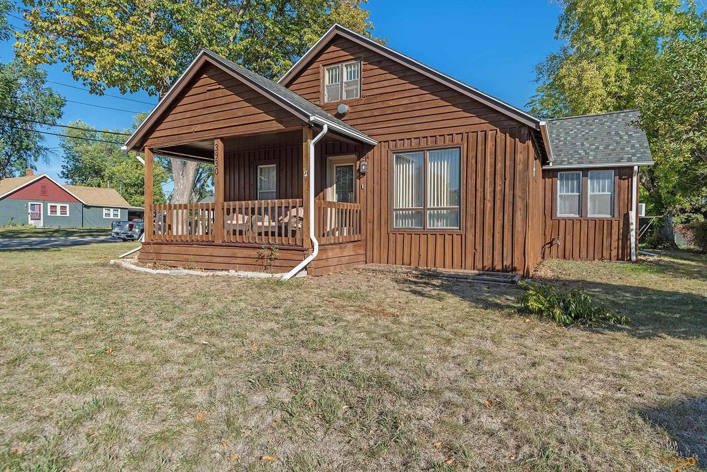 3930 W Main St, Rapid City, SD 57702