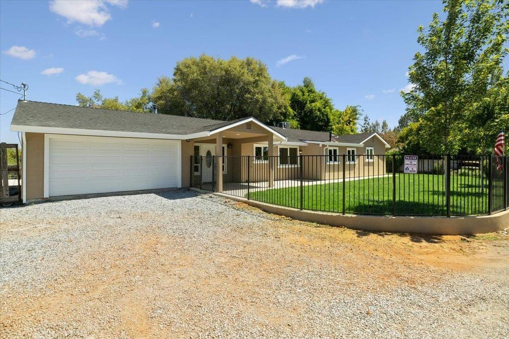 9285 Mosquito Rd, Placerville, CA 95667