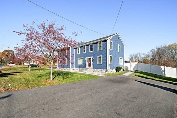 311 Purchase St, Milford, MA 01757