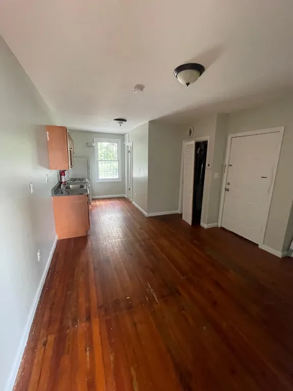 268 Ellis Ave #3 — photo 2 of 6