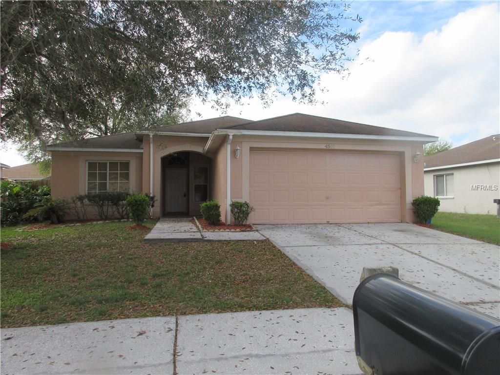 4507 Country Hills Blvd, Plant City, FL 4 Bed, 2 Bath