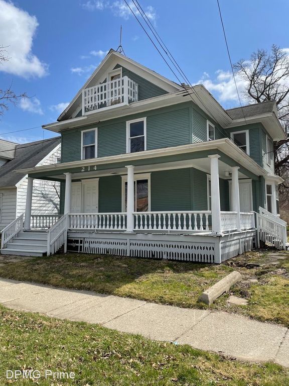 214 E Elm St, Lansing, MI 48910