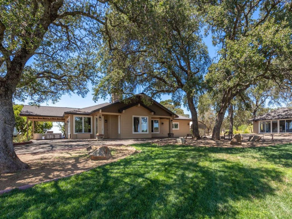 7777 Silver Oaks Ln, Shingle Springs, CA 95682