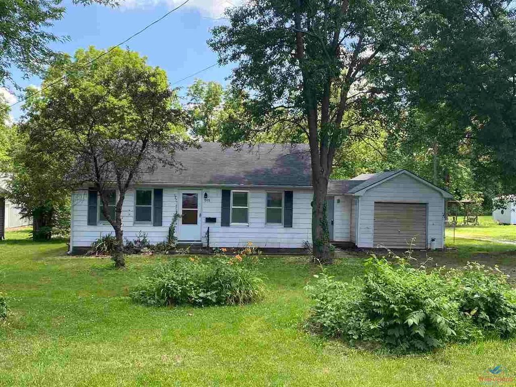 1926 E  16th St, Sedalia, MO 65301
