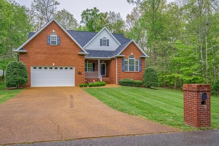 828 Windingbrook Ct, Cookeville, TN 38506