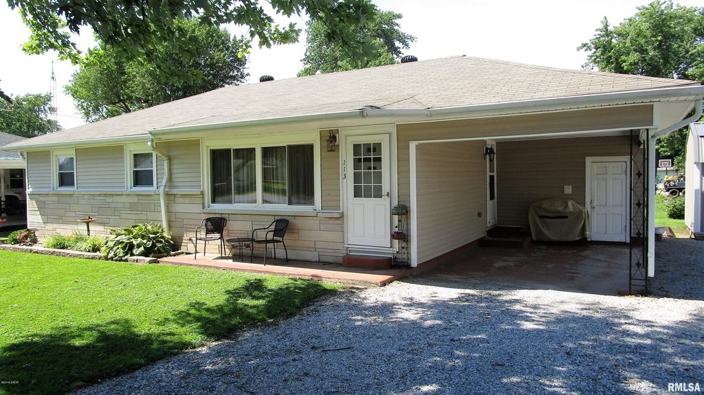 113 S 8th St SE, Clay City, IL 62824 Trulia