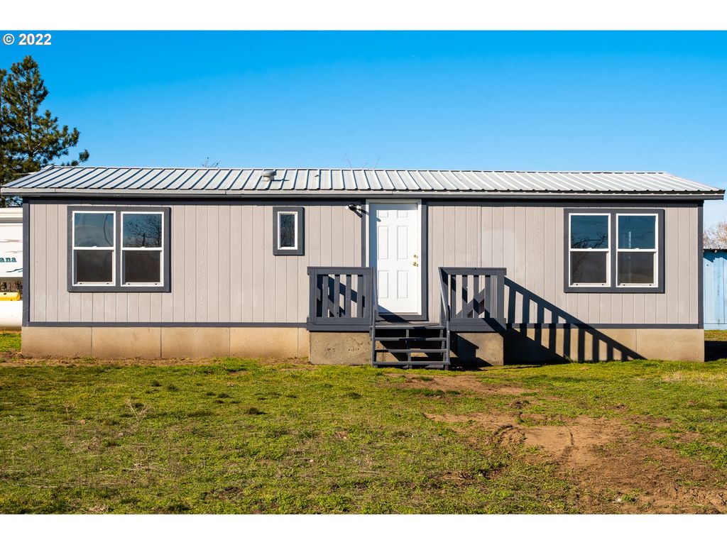 74629 Magic Garden Ln, Irrigon, OR 97844