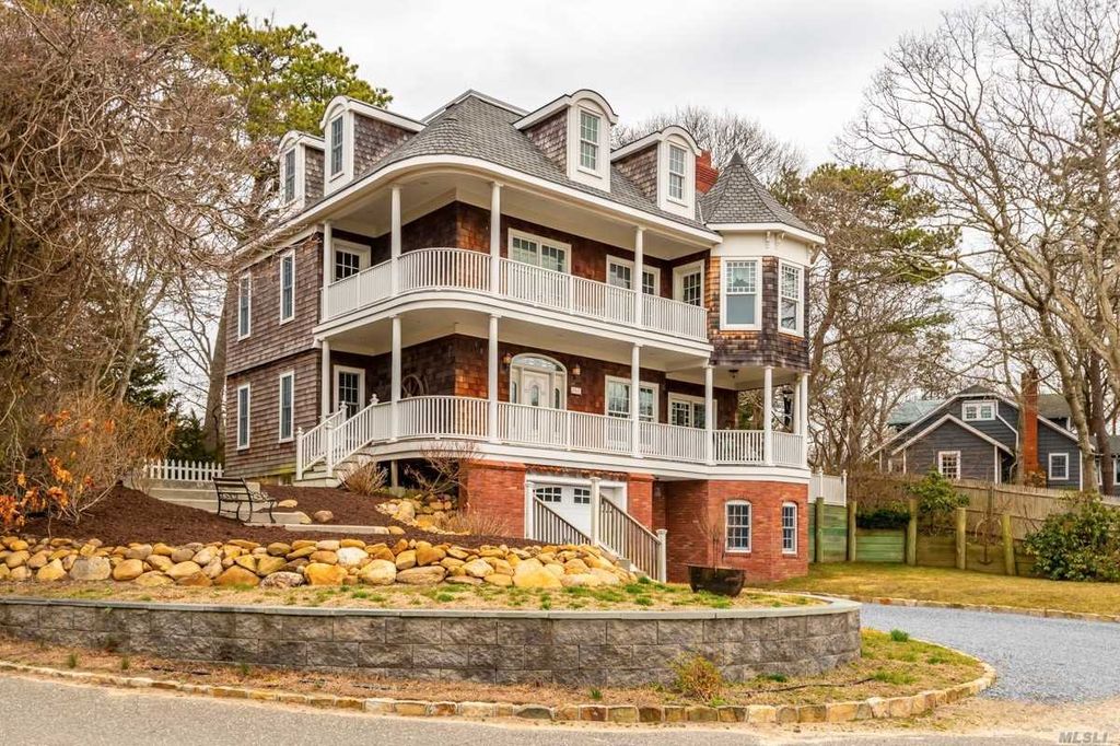 274 E Montauk Hwy, Hampton Bays, NY 11946 Trulia