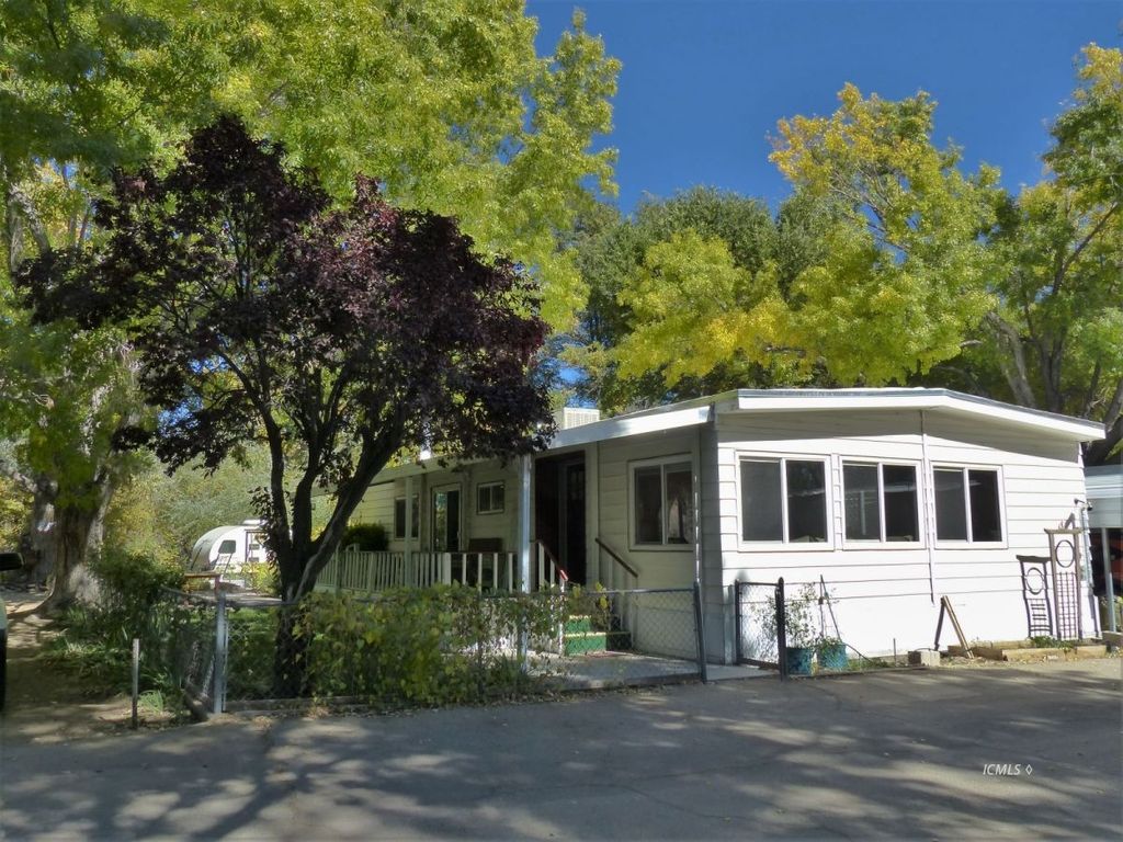 843 N Barlow Ln 4, CA 93514 Trulia