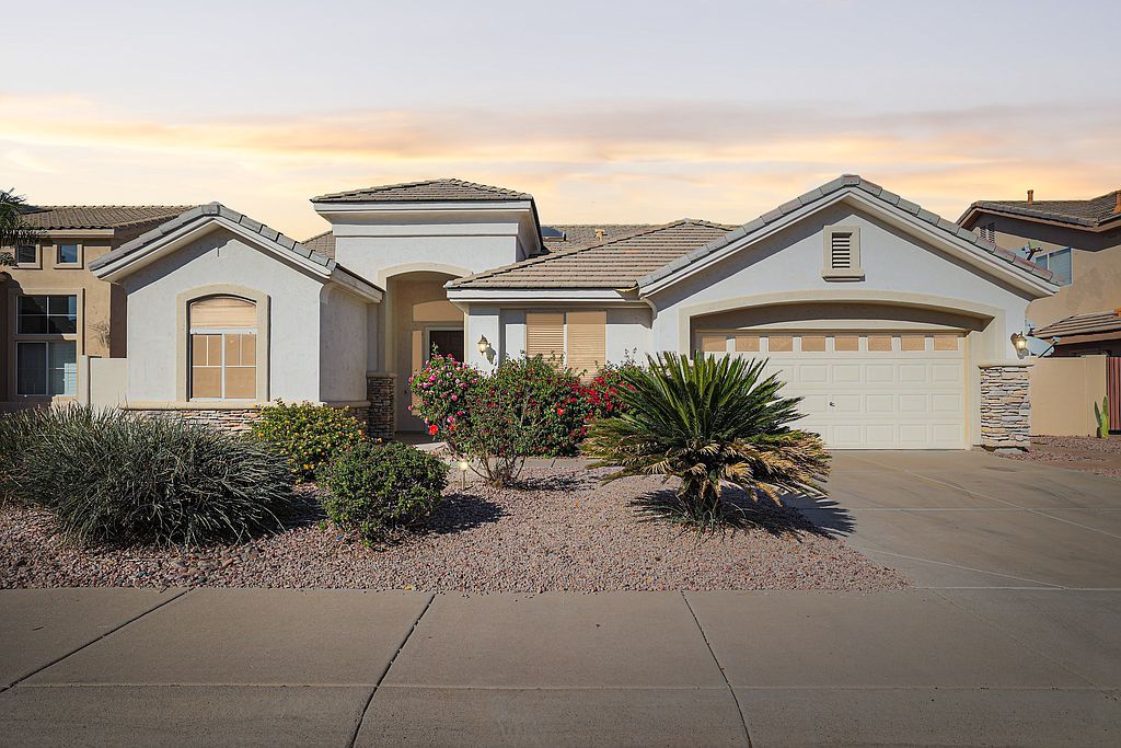 1664 E Del Rio St, Chandler, AZ 85225