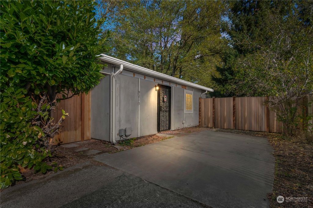 9215 Yakima Avenue, WA 98444 Trulia