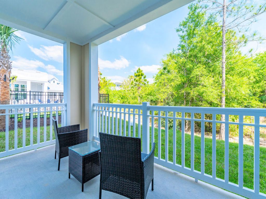 2300 Laurel Rd, Nokomis, FL 34275