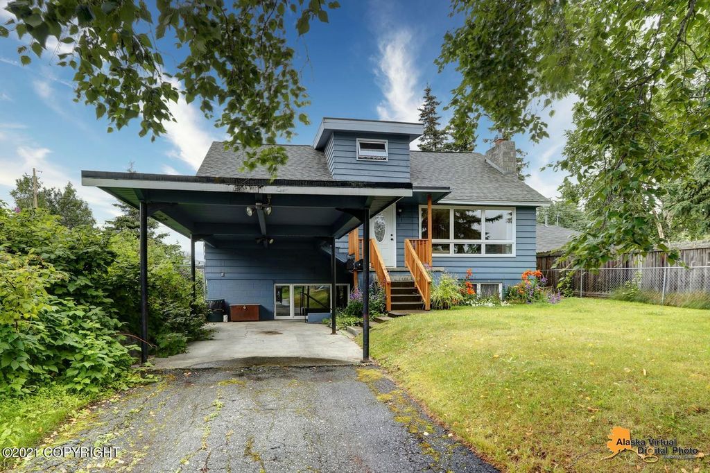 4319 E 5th Ave, Anchorage, AK 99508