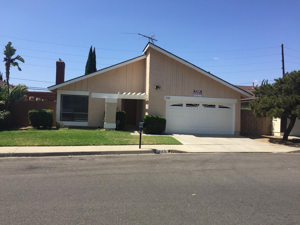 3125 Manistee Dr, Costa Mesa, CA 92626