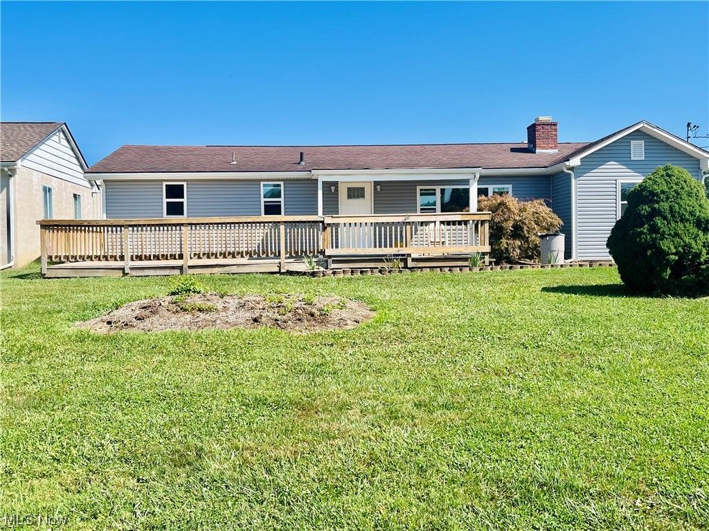 205 Armstrong Ave, Williamstown, WV 26187 Trulia