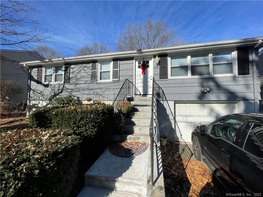 63 Sorenson Rd, West Haven, CT 06516