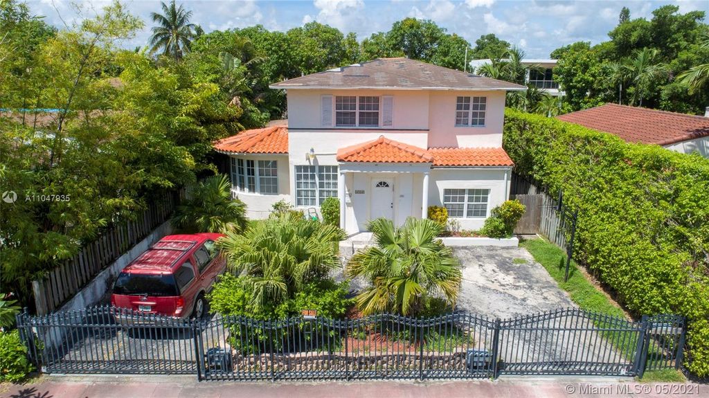 4560 Post Ave, Miami Beach, FL 33140