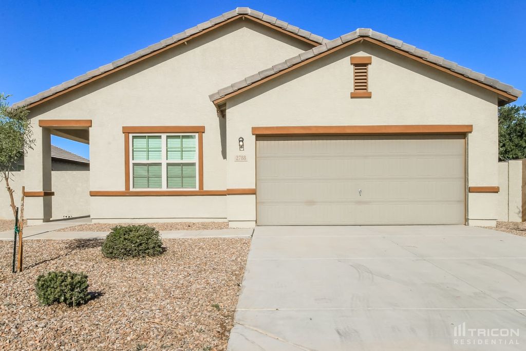 2788 E Renegade Trl, San Tan Valley, AZ 85143