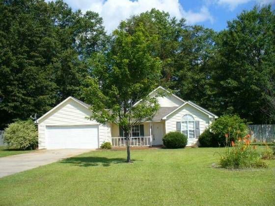 174 Blackshears Cir, Dublin, GA 31021