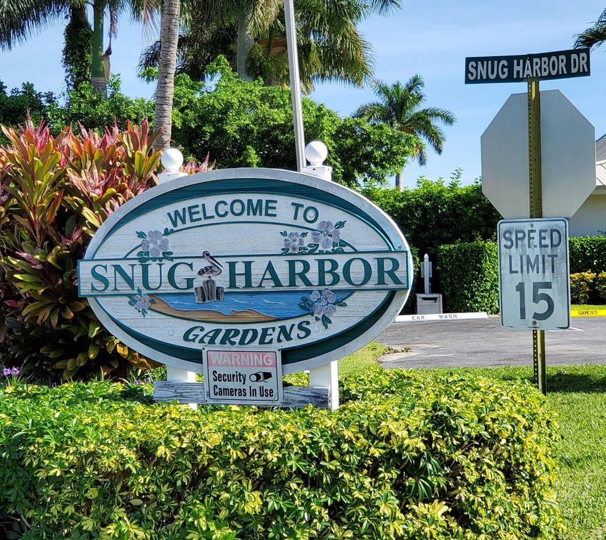 600 Snug Harbor Dr #A20, Boynton Beach, FL 33435