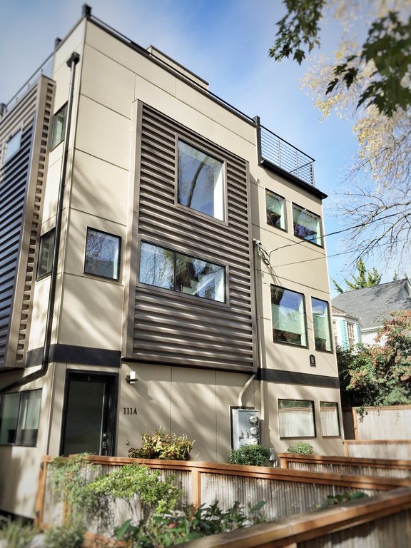 111 13th Ave E #A, Seattle, WA 98102