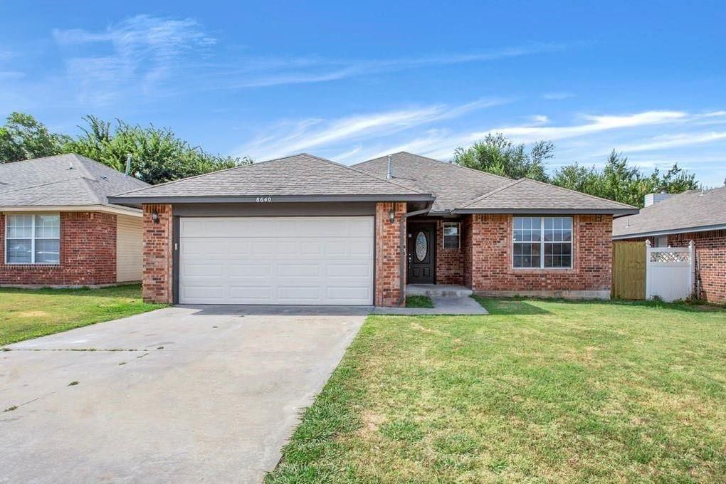 8640 E Parkridge Dr, Oklahoma City, OK 73141