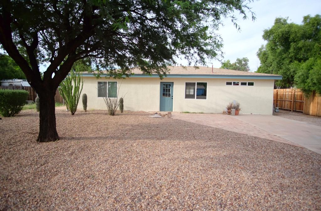 6015 E  20th St, Tucson, AZ 85711