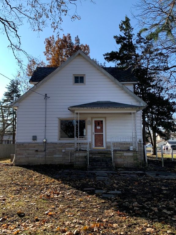 305 E Jackson St, Cullom, IL 4 Bed, 2 Bath SingleFamily Home 7