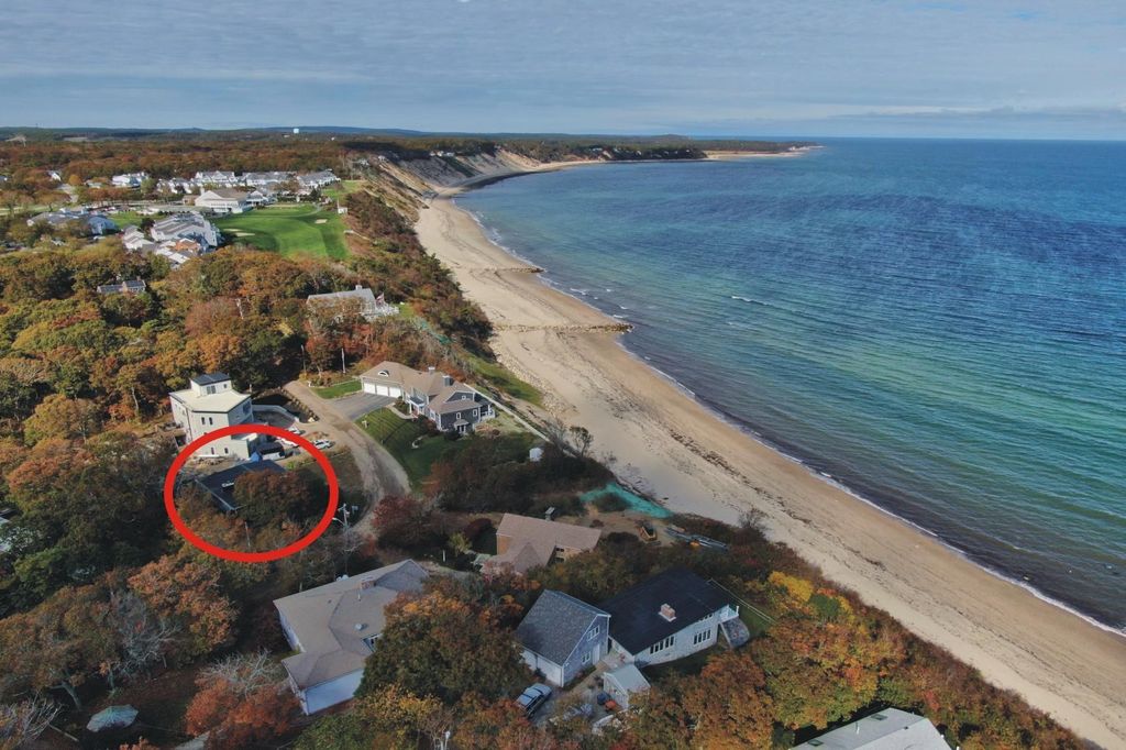 78 Menotomy Road, Cedarville, MA 02360