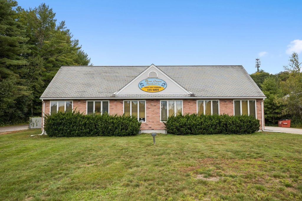 117 Walnut St, Rochester, NH 03867