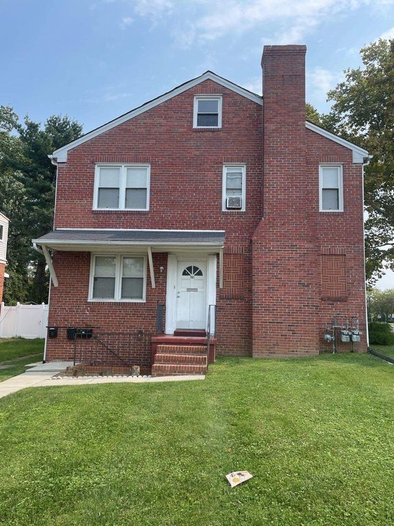 701 Charing Cross Rd #1, Baltimore, MD 21229