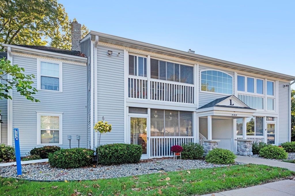 331 Westbrook Ct, Marshall, MI 49068