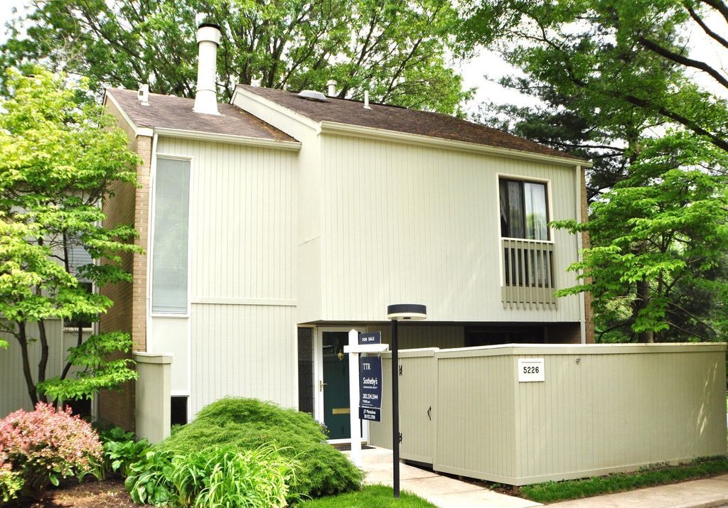 5226 Pooks Hill Rd #33, Bethesda, MD 20814