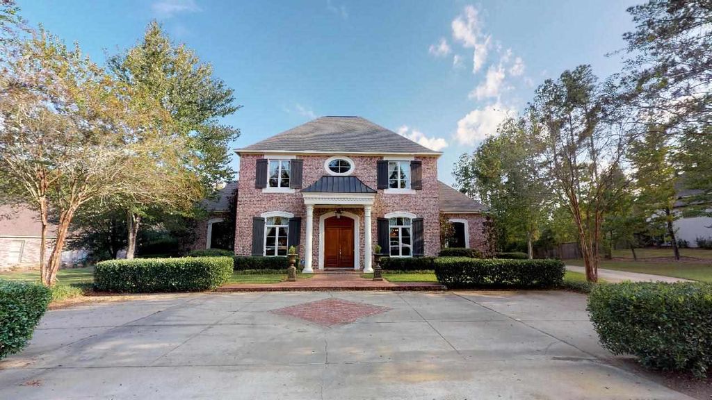144 Bridgewater Xing, Ridgeland, MS 5 Bed, 7 Bath SingleFamily Home