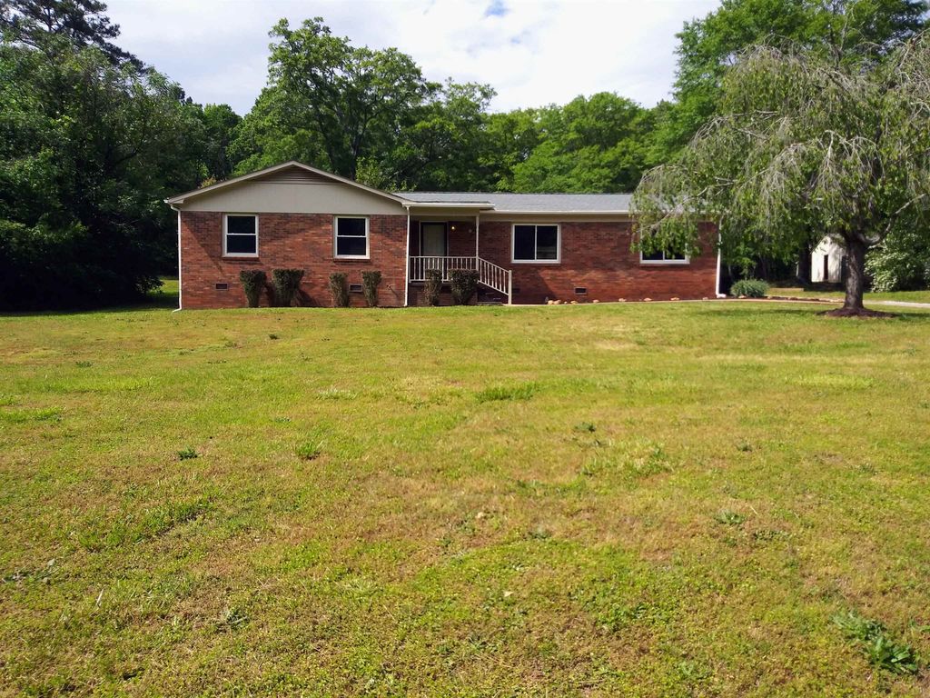 615 Dairy Rd, Spartanburg, SC 29307 Trulia